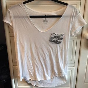 White American Eagle t-shirt